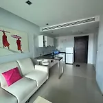 Emerald Terrace Condo 9-1 Bed City & Mountain