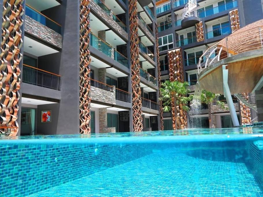 Apartment The Award 1bed Pool & Mountain View-psr Patong